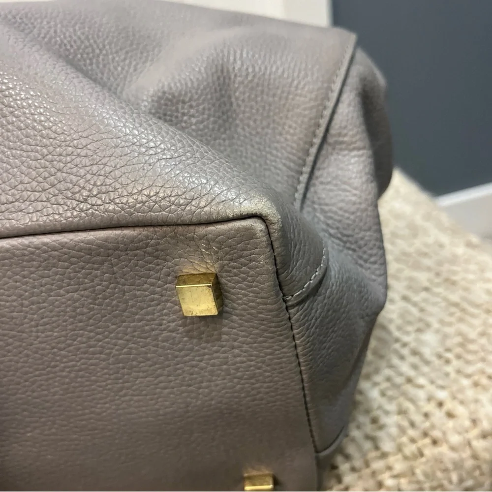 VINCE CAMUTO Large Zip Top Close Satchel Crossbody‎ Strap Pockets Gray